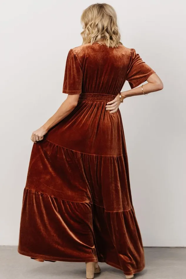 Women Artemis Velvet Maxi Dress Dark Spice Baltic Born The Guest Edit Women Artemis Velvet Maxi Dress Dark Spice Baltic Born The Guest Edit