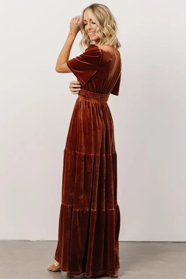 Women Artemis Velvet Maxi Dress Dark Spice Baltic Born The Guest Edit Women Artemis Velvet Maxi Dress Dark Spice Baltic Born The Guest Edit