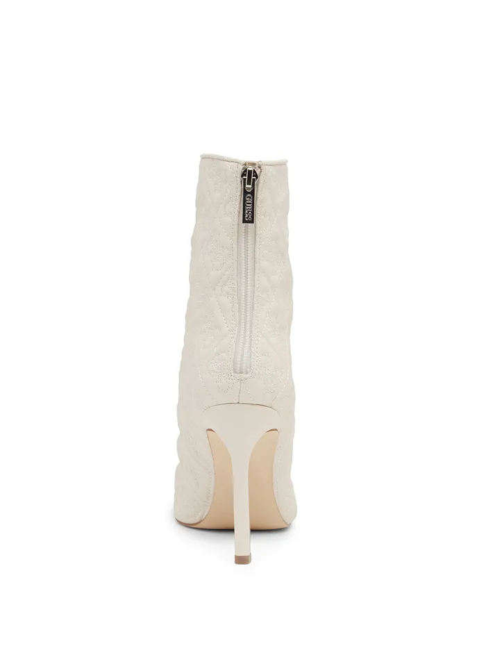 Women Boots GUESS White Simonea Logo Ankle Boots Women Boots GUESS White Simonea Logo Ankle Boots