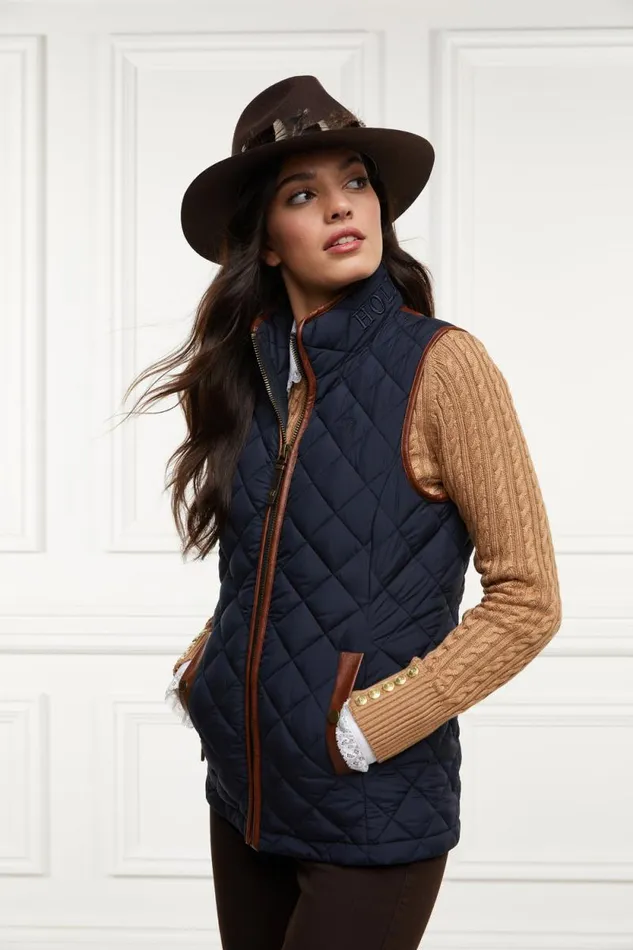 Women Country Quilted Gilet Ink Navy Holland Cooper Gilets Women Country Quilted Gilet Ink Navy Holland Cooper Gilets