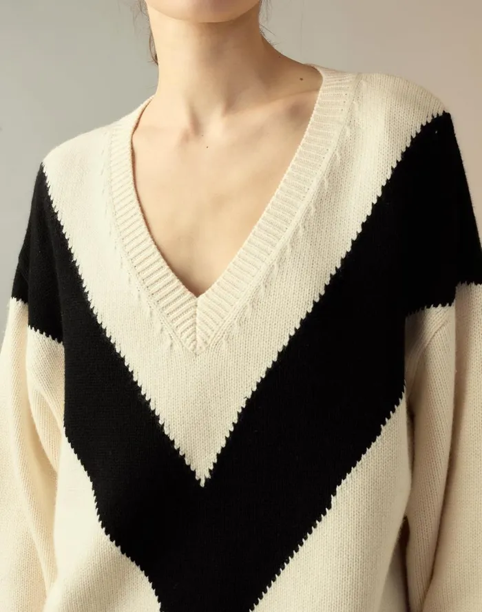 Women Cynthia Rowley Tops Collegiate VNeck Sweater Whtbl Women Cynthia Rowley Tops Collegiate VNeck Sweater Whtbl