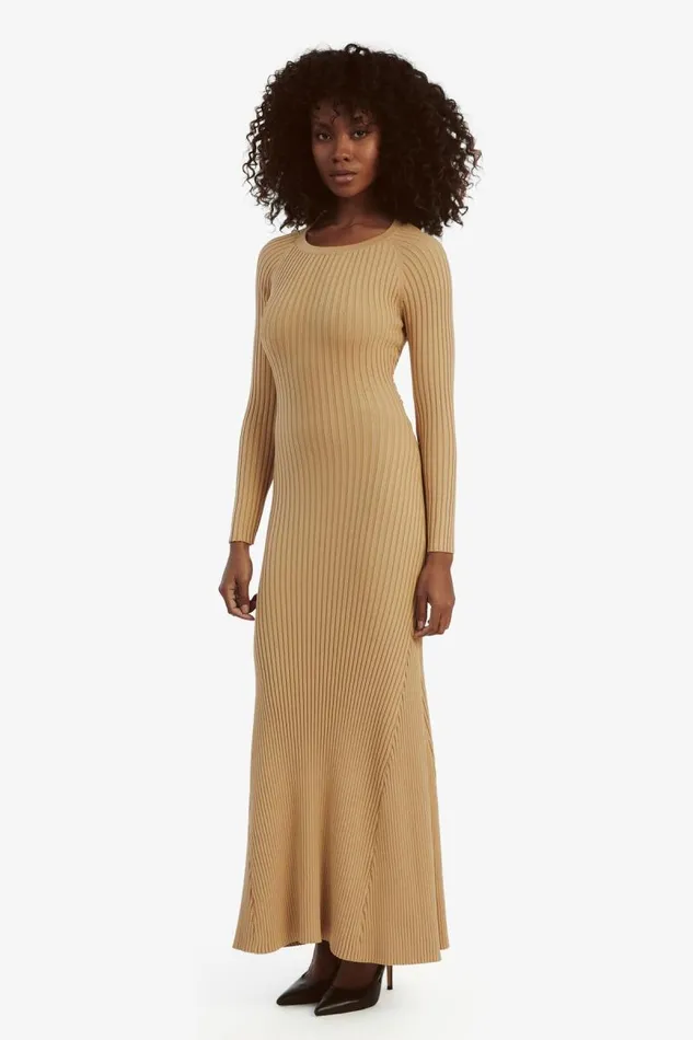 Women Day To Night Dresses Bardot Amaro Maxi Knit Dress In Soft Camel Soft Camel