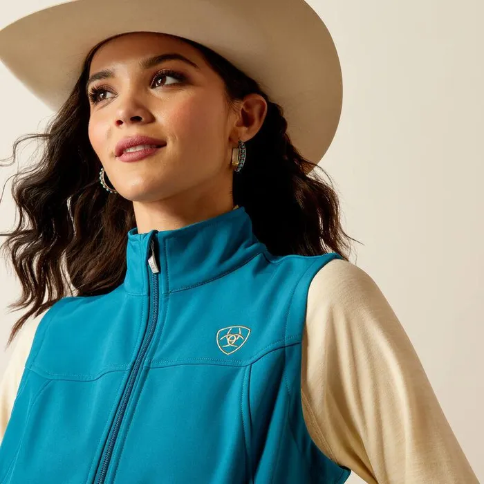 Women Jackets and Vests Ariat New Team Softshell Vest Ocean Depthsretro Ranch Print Women Jackets and Vests Ariat New Team Softshell Vest Ocean Depthsretro Ranch Print