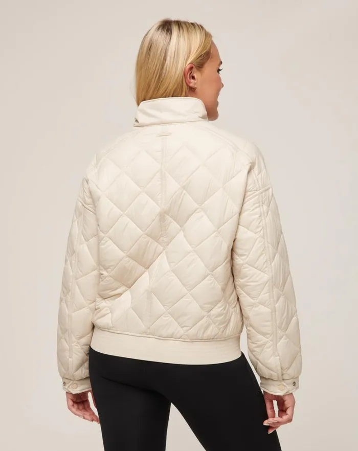 Women Jackets TravisMathew LIGHTS AT NIGHT QUILTED JACKET Pumice Stone Women Jackets TravisMathew LIGHTS AT NIGHT QUILTED JACKET Pumice Stone