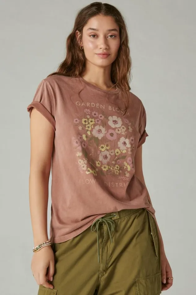 Women Lucky Brand Graphic Tees Flower District Boyfriend Tee Baltic Amber