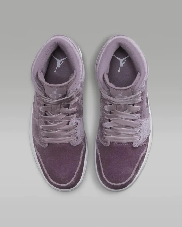 Women Nike All Shoes Air Jordan 1 Mid SE Purple Smokewhitepurple Smoke