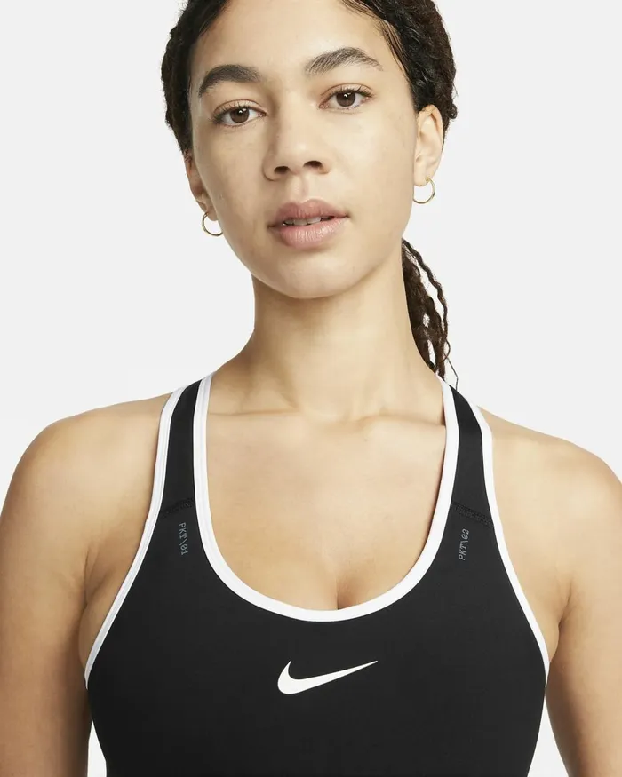 Women Nike Sports Bras Swoosh On The Run Blackwhiteblackwhite