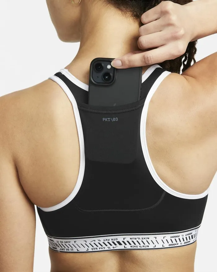 Women Nike Sports Bras Swoosh On The Run Blackwhiteblackwhite