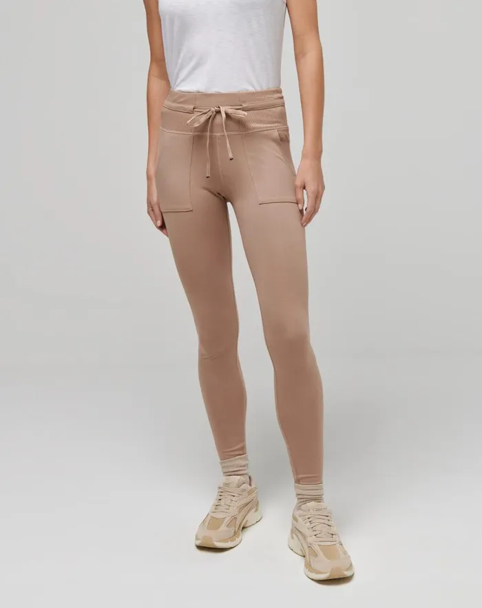 Women Pants TravisMathew FRIDAY PONTE POCKET LEGGING Natural