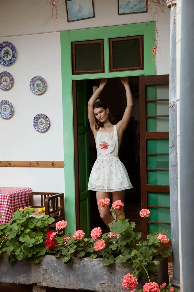 Women Rose Embroidered Apron White For Love and Lemons Tops Women Rose Embroidered Apron White For Love and Lemons Tops