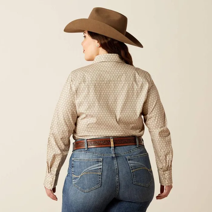 Women TShirts and Tops Ariat Kirby Stretch Shirt Caidan Sea Spray Women TShirts and Tops Ariat Kirby Stretch Shirt Caidan Sea Spray