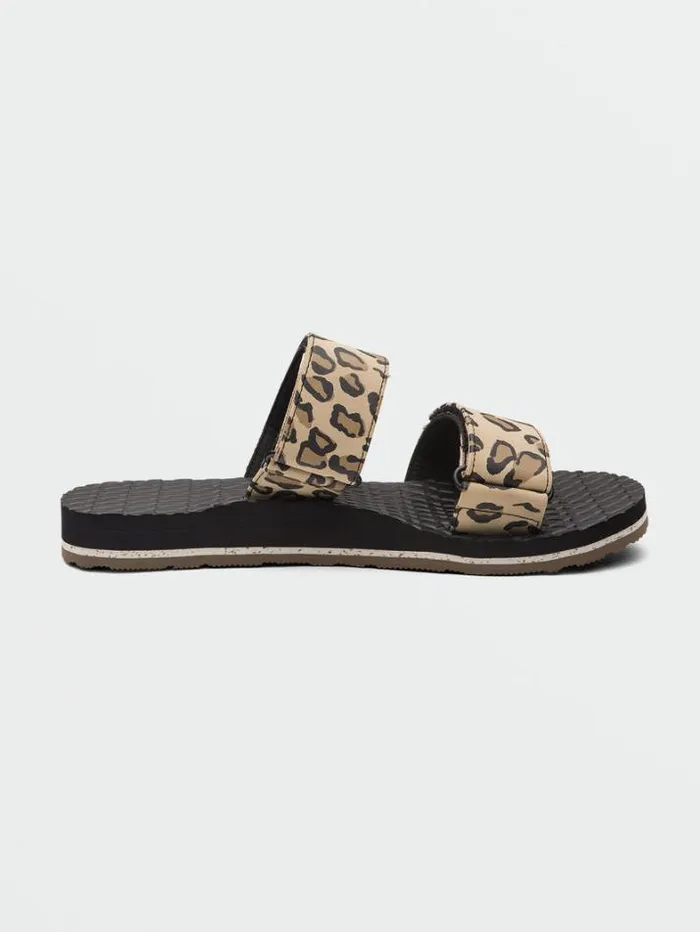 Womens Sandals Volcom Eco Recliner Slide Sandals 8211 Leopard